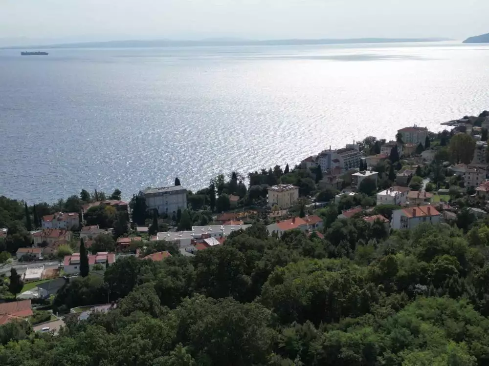Hotels 700m² in Croatia, Lovran. Priced at 3700000€ rent photo-8