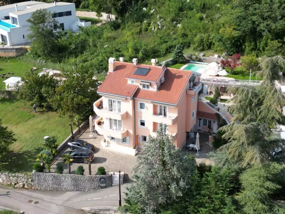 Hotels 700m² in Croatia, Lovran. Priced at 3700000€ rent photo-13