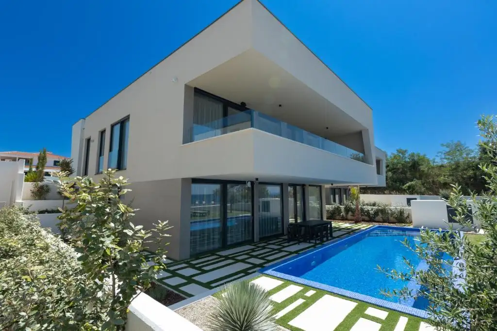 Villa 313m² in Croatia, Zadar. Priced at 2250000€ rent photo-4
