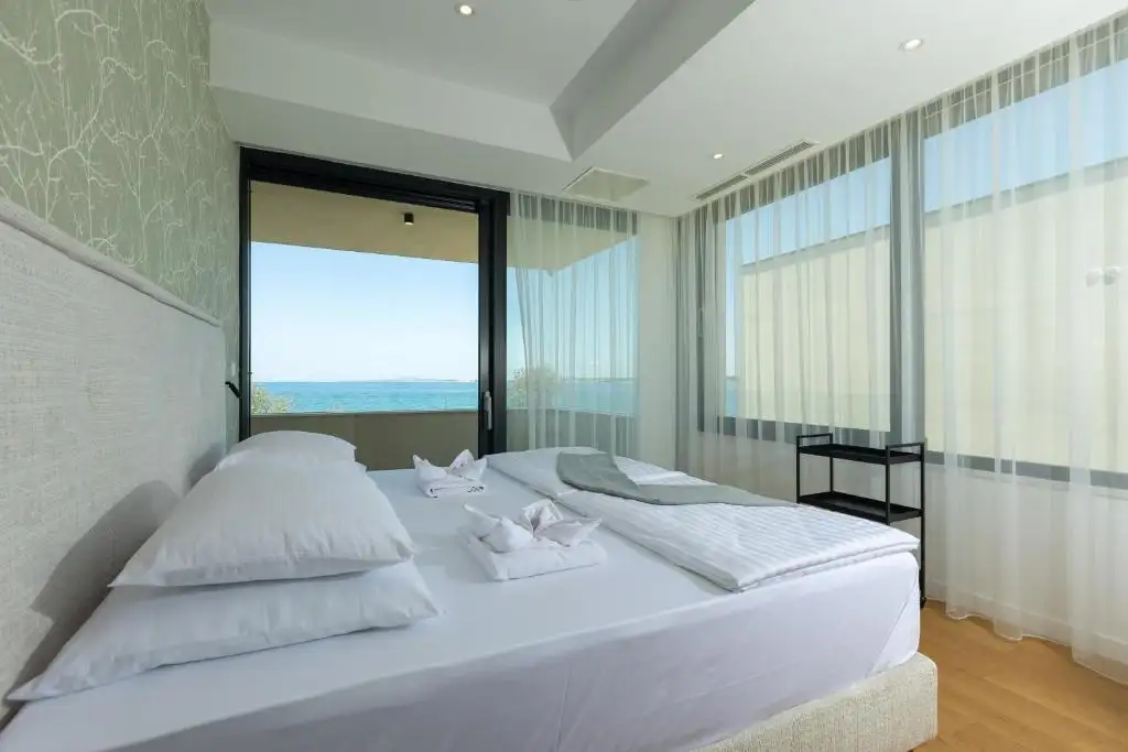 Villa 313m² in Croatia, Zadar. Priced at 2250000€ rent photo-13