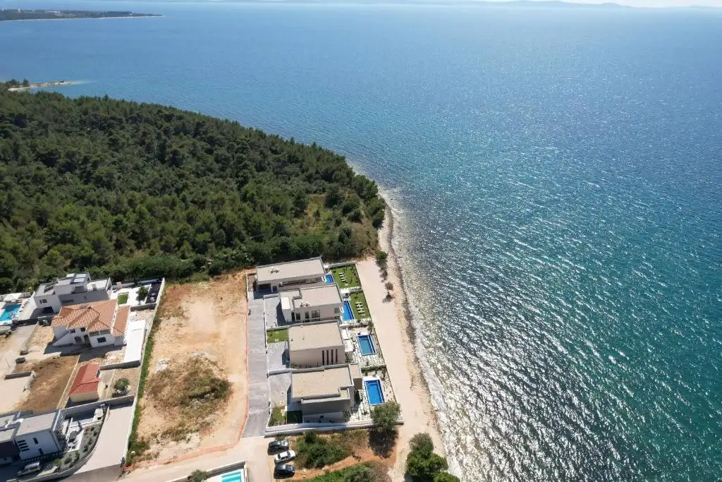 Villa 313m² in Croatia, Zadar. Priced at 2250000€ rent photo-11