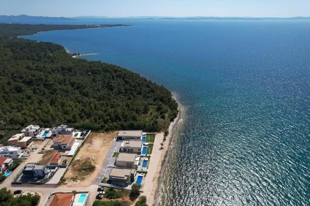 Villa 313m² in Croatia, Zadar. Priced at 2250000€ rent photo-12