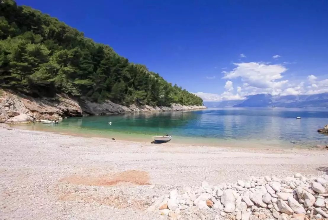 Hotels 694m² in Croatia, Hvar. Priced at 2200000€ rent photo-2