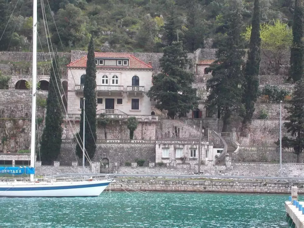 Villa 356m² in Croatia, Dubrovnik. Priced at 2500000€ rent photo-1