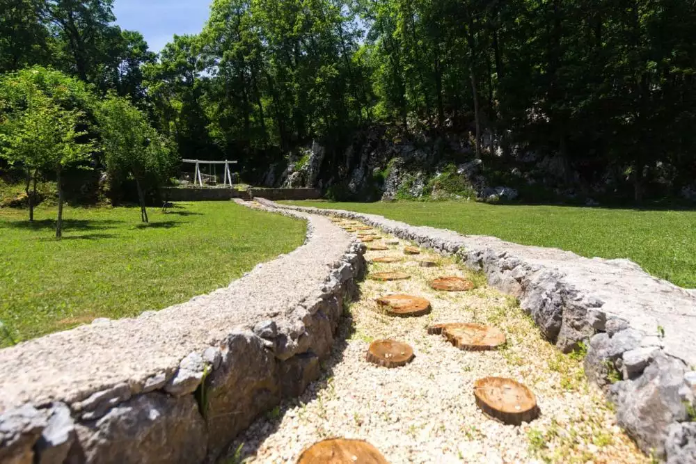 Villa 564m² in Croatia, Veprinac. Priced at 1250000€ rent photo-9