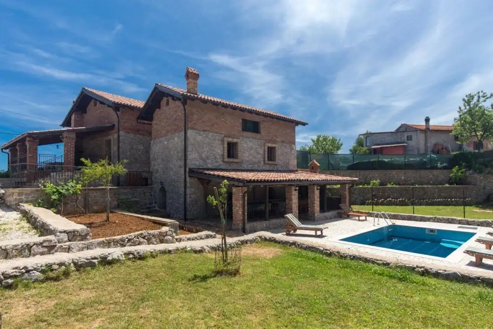 Villa 564m² in Croatia, Veprinac. Priced at 1250000€ rent photo-21