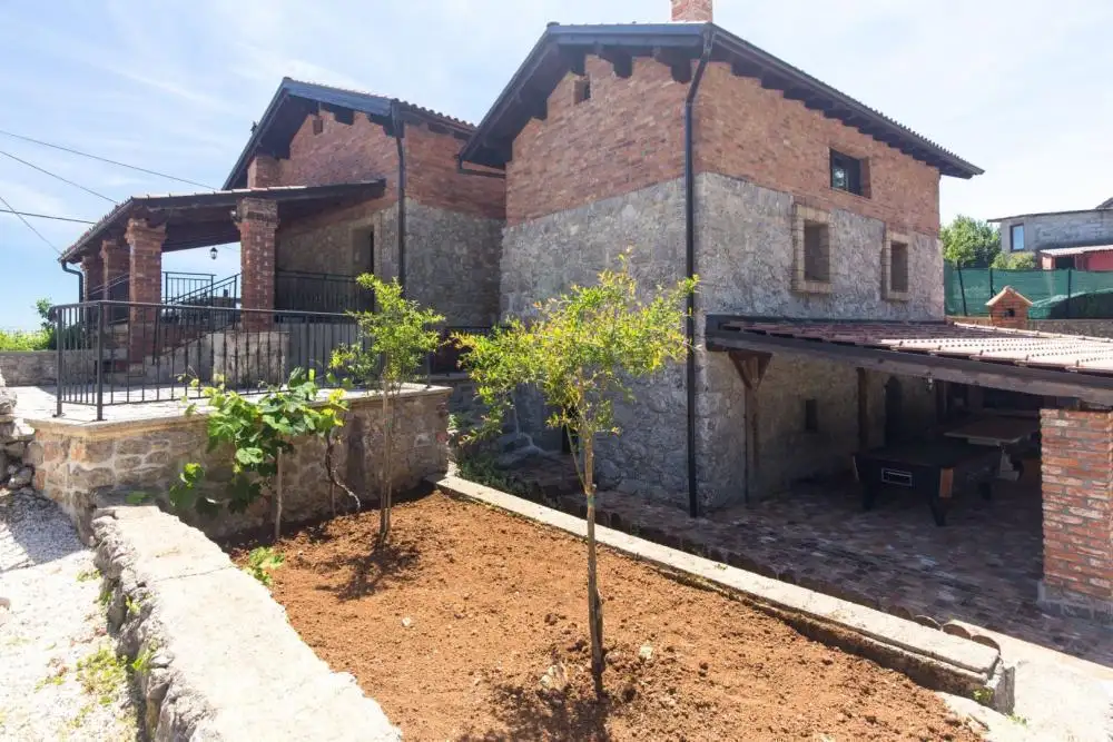 Villa 564m² in Croatia, Veprinac. Priced at 1250000€ rent photo-22
