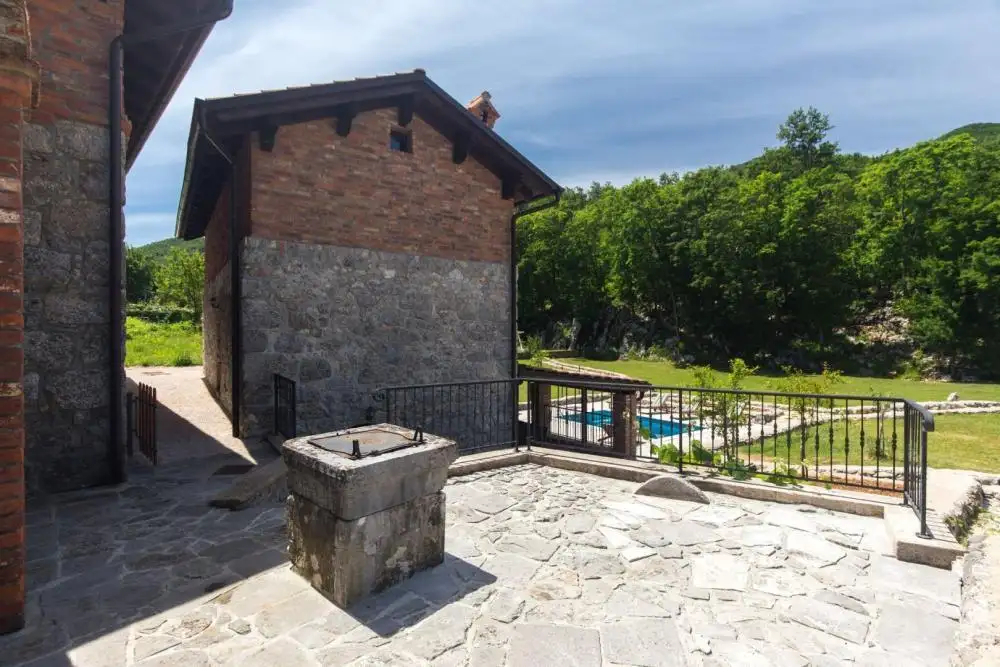 Villa 564m² in Croatia, Veprinac. Priced at 1250000€ rent photo-23