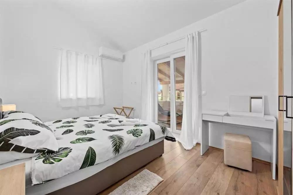 Villa 170m² in Croatia, Svetvincenat. Priced at 570000€ rent photo-8