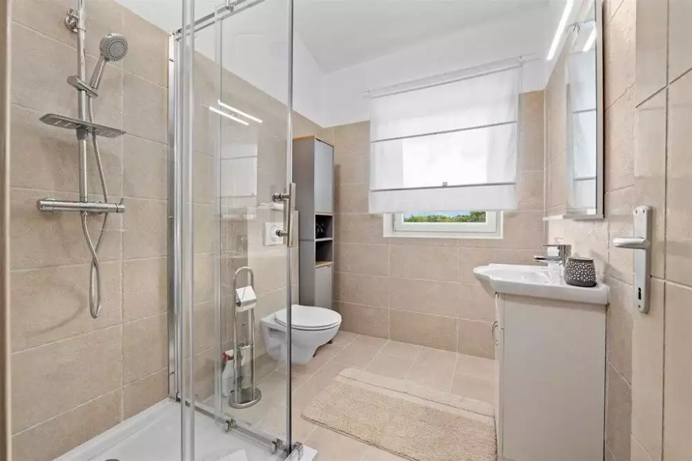 Villa 170m² in Croatia, Svetvincenat. Priced at 570000€ rent photo-12