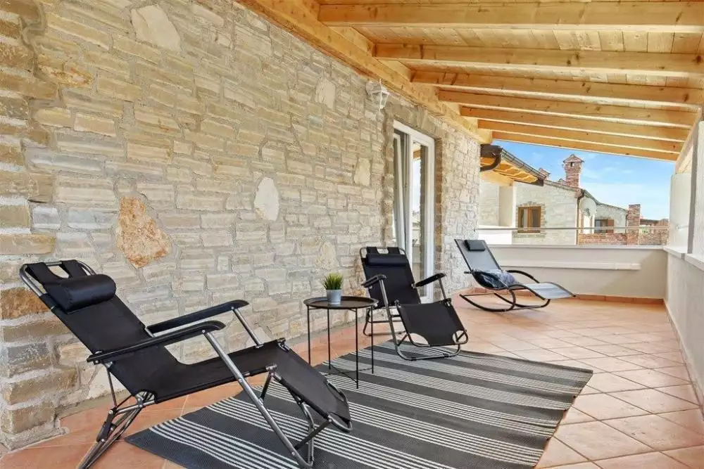 Villa 170m² in Croatia, Svetvincenat. Priced at 570000€ rent photo-17