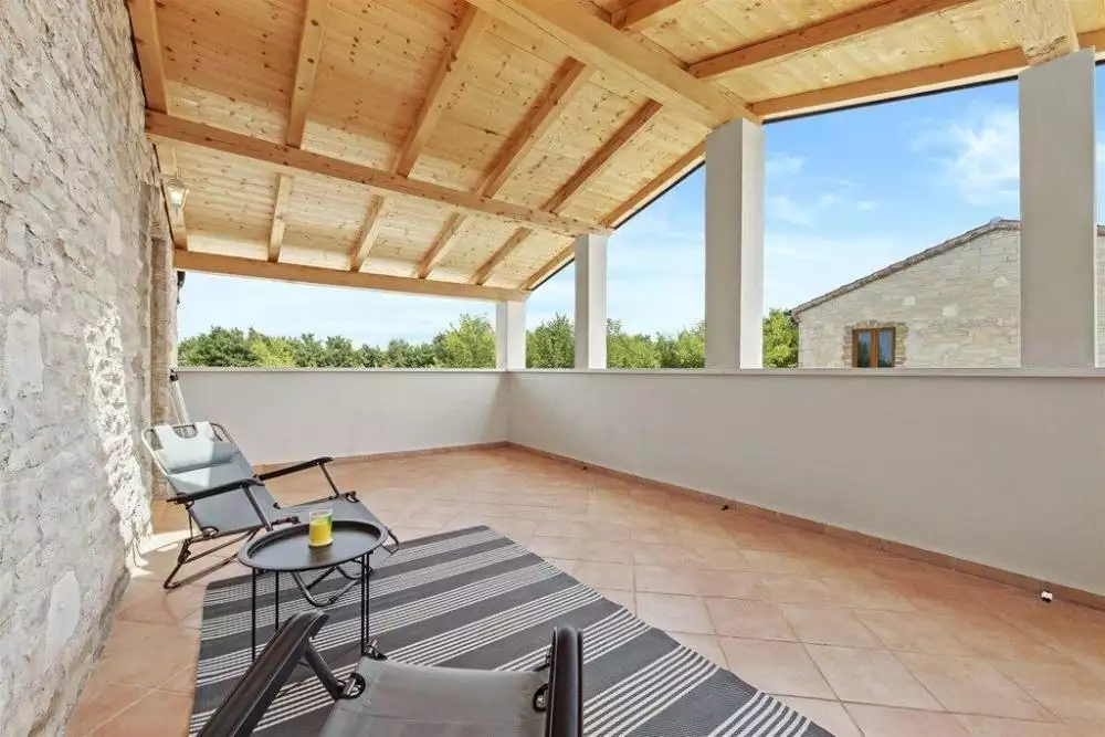 Villa 170m² in Croatia, Svetvincenat. Priced at 570000€ rent photo-18