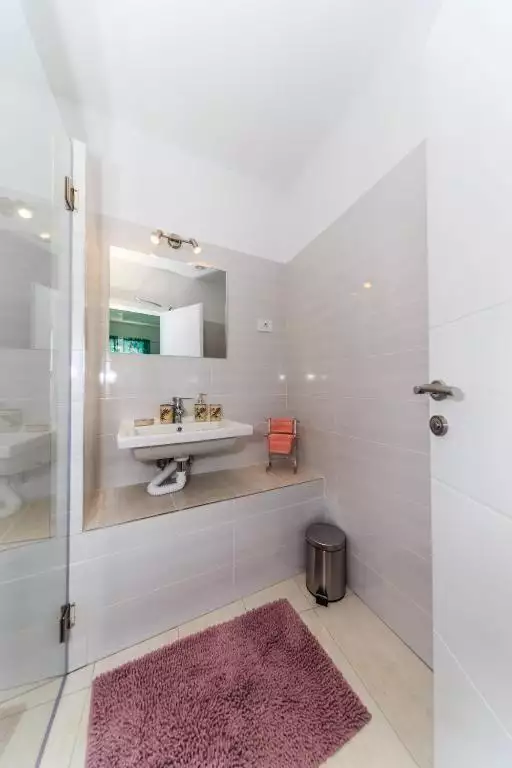 Villa 380m² in Spain, Alicante. Priced at 1500000€ rent photo-21