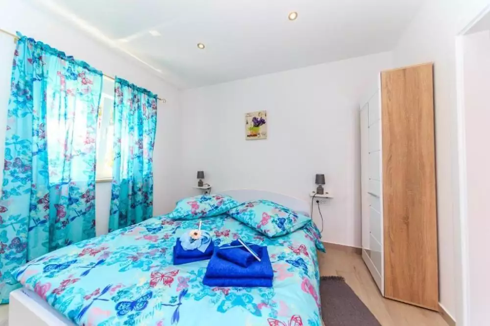 Villa 380m² in Spain, Alicante. Priced at 1500000€ rent photo-22