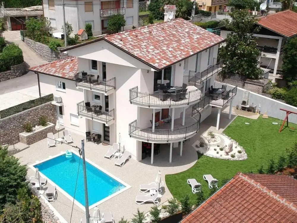 Villa 380m² in Croatia, Ika. Priced at 1500000€ rent photo-23