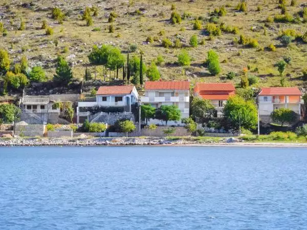 Hotels 236m² in Croatia, Posedarje. Priced at 550000€ rent photo-1