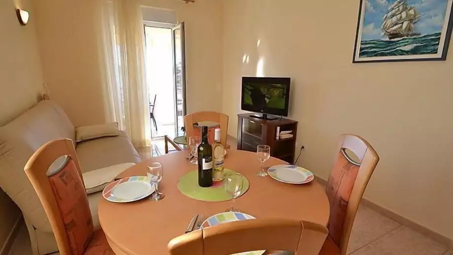 Hotels 236m² in Croatia, Posedarje. Priced at 550000€ rent photo-10