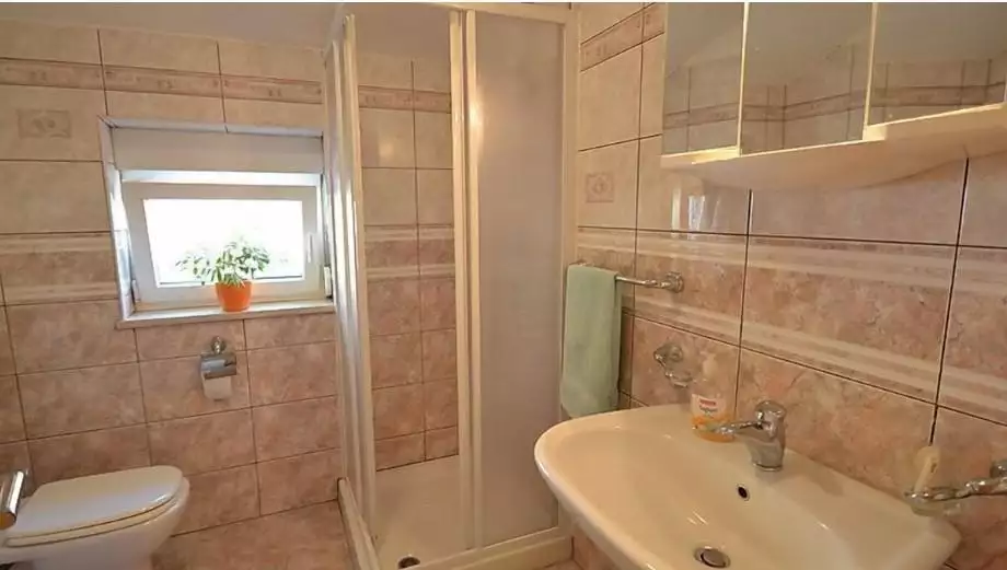 Hotels 236m² in Croatia, Posedarje. Priced at 550000€ rent photo-12