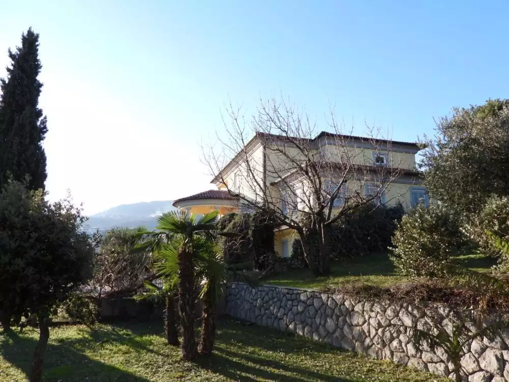 Villa 505m² in Croatia, Pobri. Priced at 2500000€ rent photo-18
