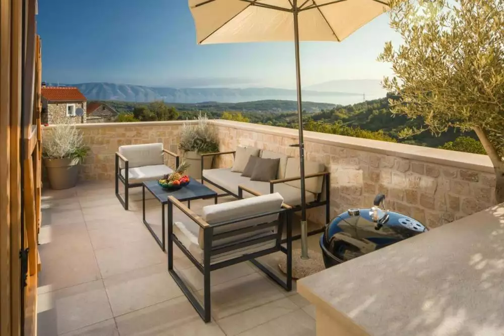 Villa 250m² in Croatia, Hvar. Priced at 800000€ rent photo-7