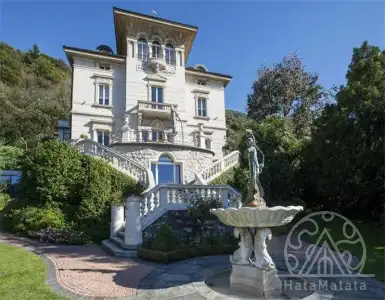 Buy in Croatia for 9000000€