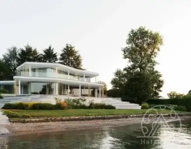 Buy in Croatia for 6000000€