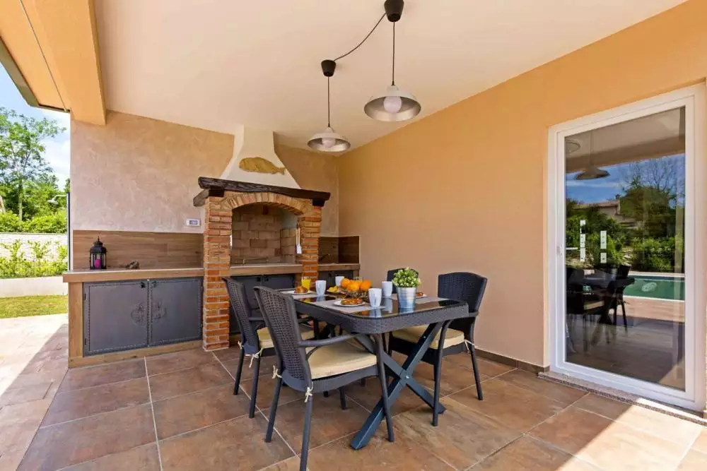 Villa 170m² in Croatia, Rabac. Priced at 644000€ rent photo-12