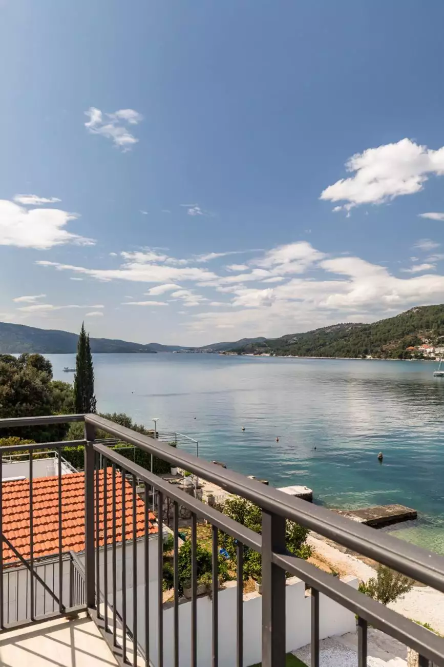Villa 370m² in Croatia, Trogir. Priced at 1394000€ rent photo-15