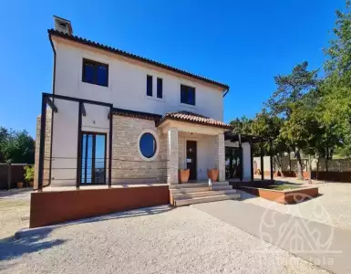 Buy in Croatia for 635000€