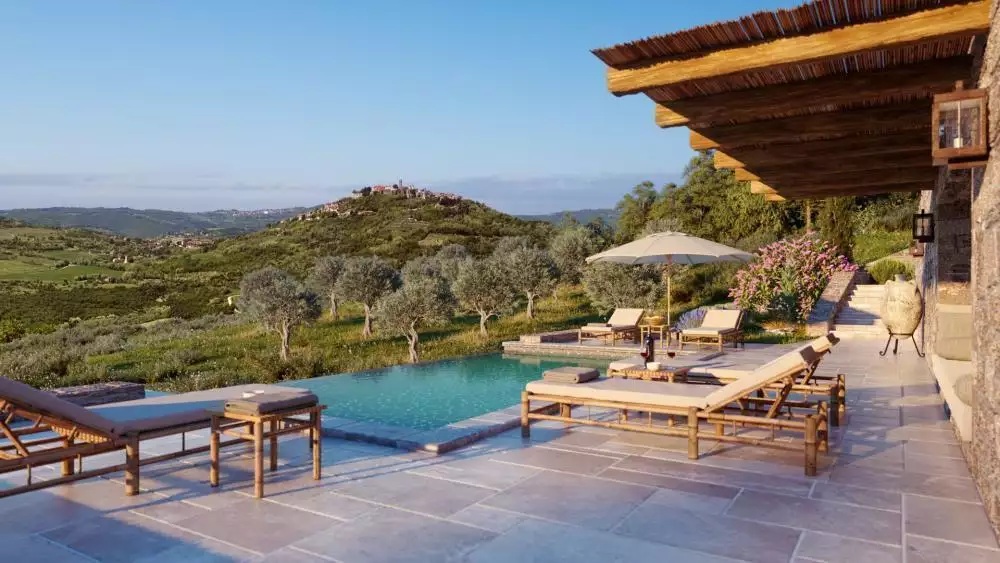 Villa 251m² in Croatia, Motovun. Priced at 1300000€ rent photo-1