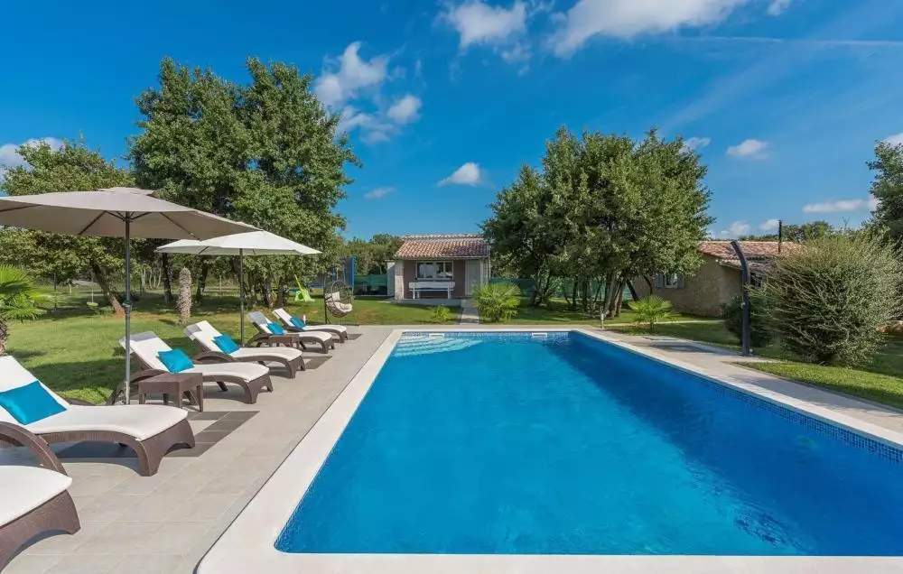 Villa 115m² in Croatia, Rovinj. Priced at 758000€ rent photo-8