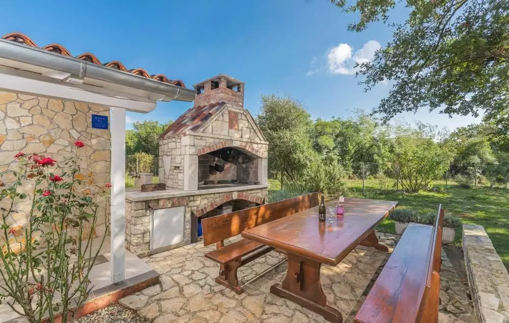 Villa 115m² in Croatia, Rovinj. Priced at 758000€ rent photo-10