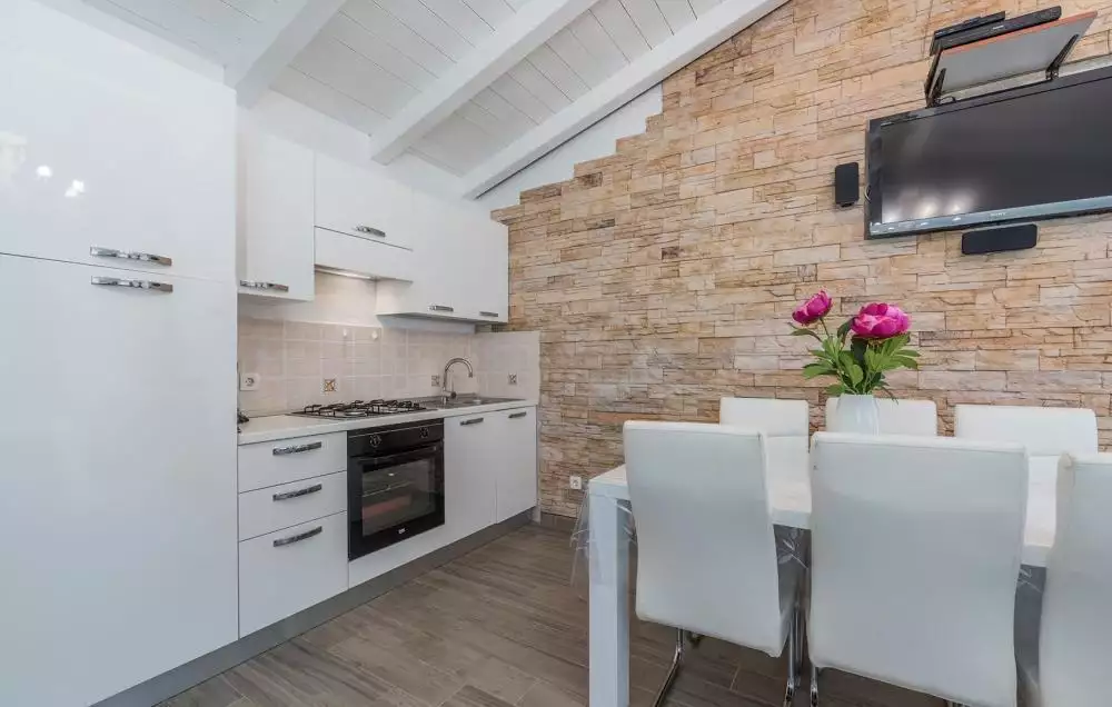 Villa 115m² in Croatia, Rovinj. Priced at 758000€ rent photo-16
