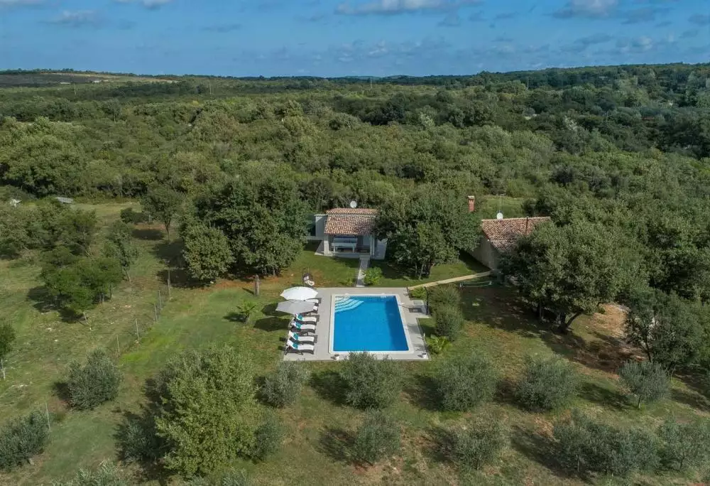 Villa 115m² in Croatia, Rovinj. Priced at 758000€ rent photo-25