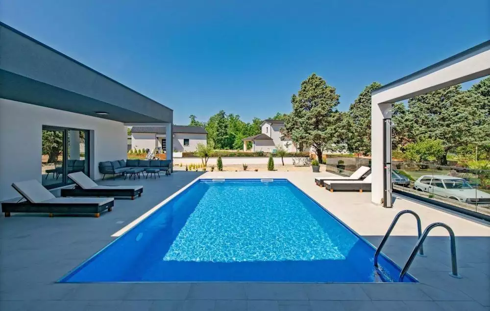 Villa 187m² in Croatia, Labin. Priced at 581000€ rent photo-2