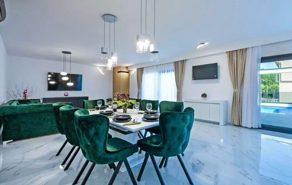 Villa 187m² in Croatia, Labin. Priced at 581000€ rent photo-6