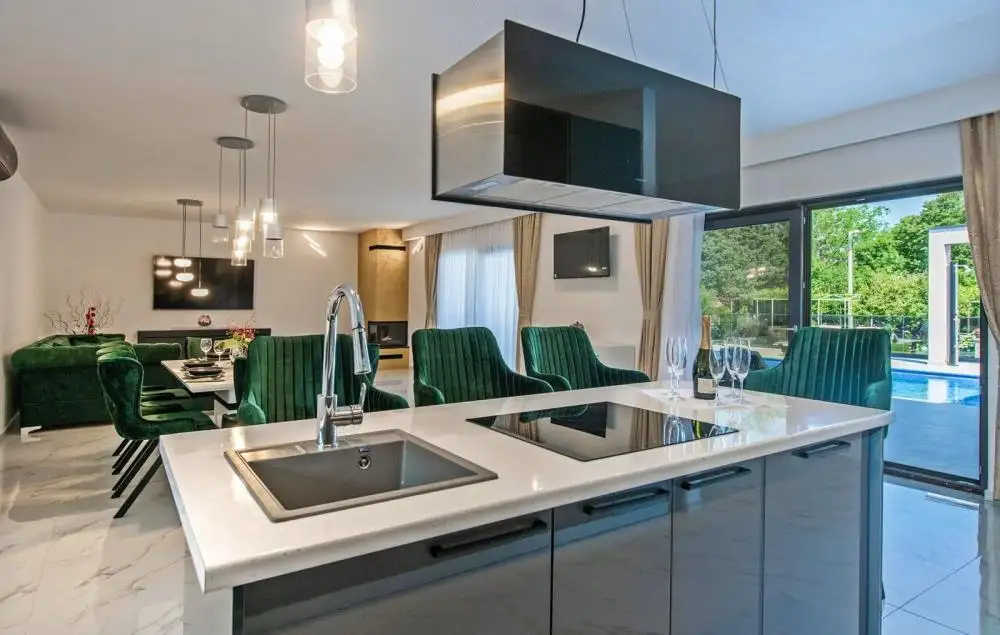 Villa 187m² in Croatia, Labin. Priced at 581000€ rent photo-14