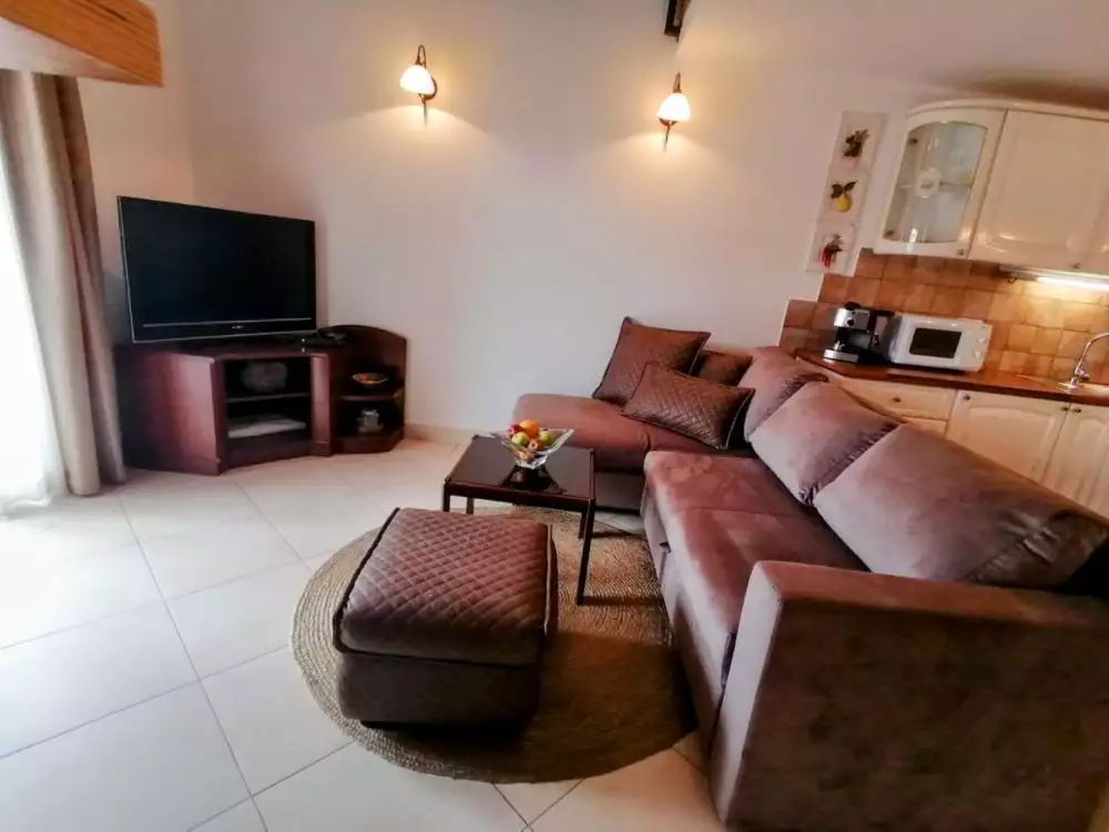 Villa 550m² in Croatia, Opatija. Priced at 4300000€ rent photo-18