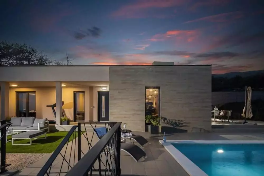 Villa 163m² in Croatia, Opatija. Priced at 1050000€ rent photo-1