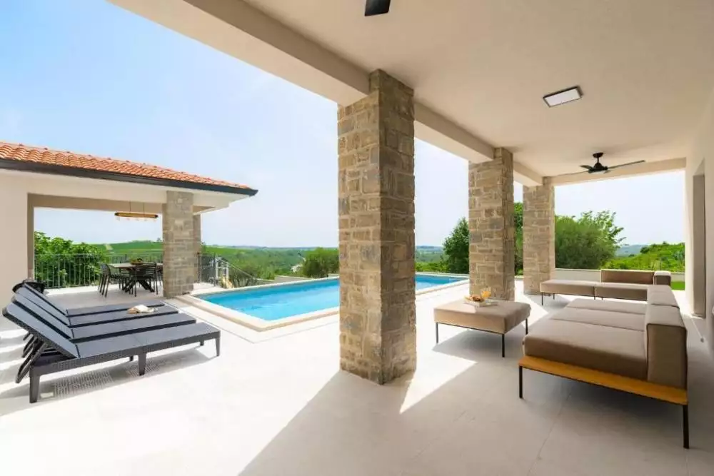 Villa 288m² in Croatia, Buje. Priced at 1200000€ rent photo-10