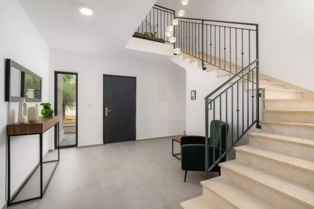 Villa 288m² in Croatia, Buje. Priced at 1200000€ rent photo-18