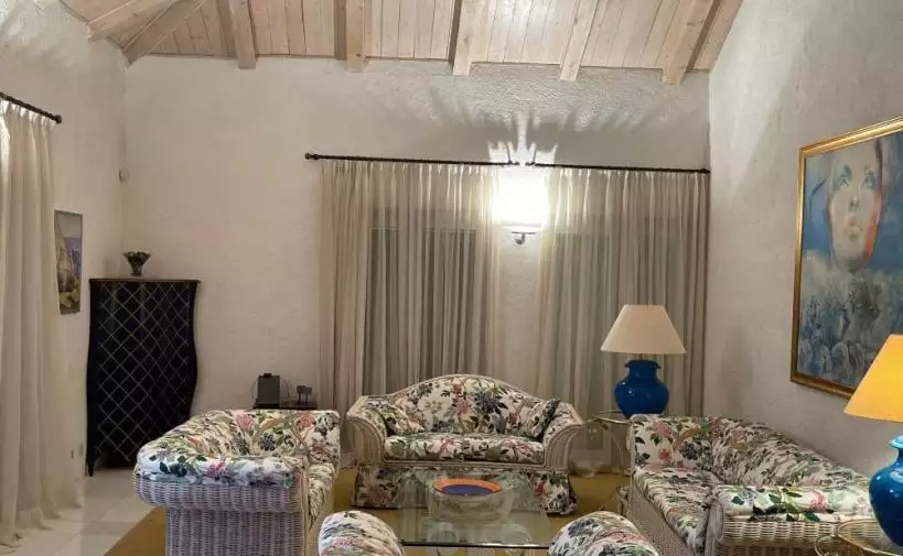 Villa 400m² in Croatia, Crikvenica. Priced at 800000€ rent photo-4