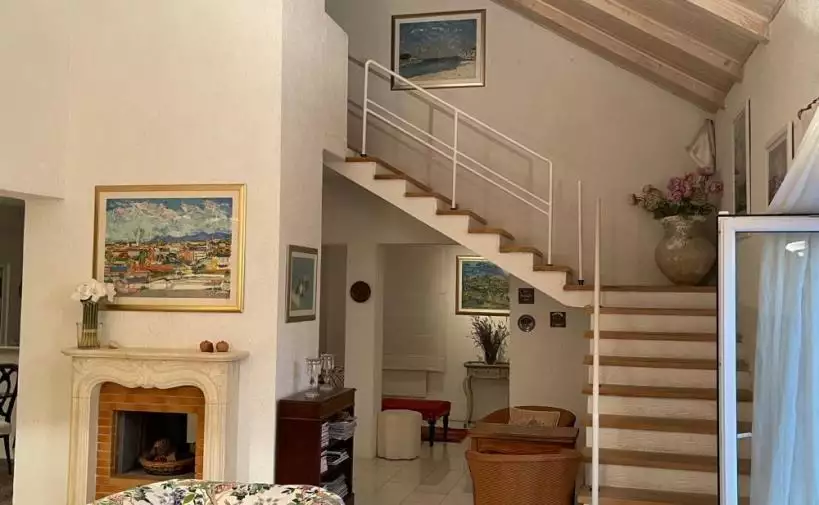 Villa 400m² in Croatia, Crikvenica. Priced at 800000€ rent photo-8