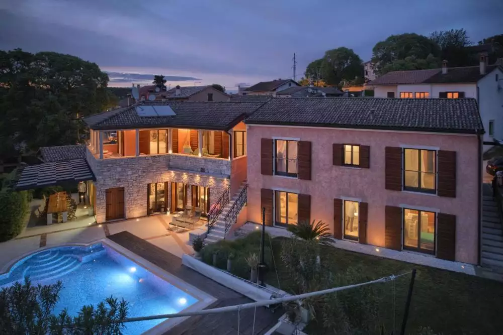 Villa 388m² in Croatia, Rovinj. Priced at 1993150€ rent photo-25