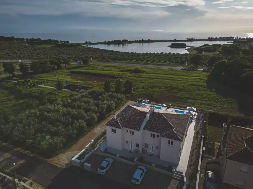 Villa 210m² in Croatia, Umag. Priced at 985000€ rent photo-4