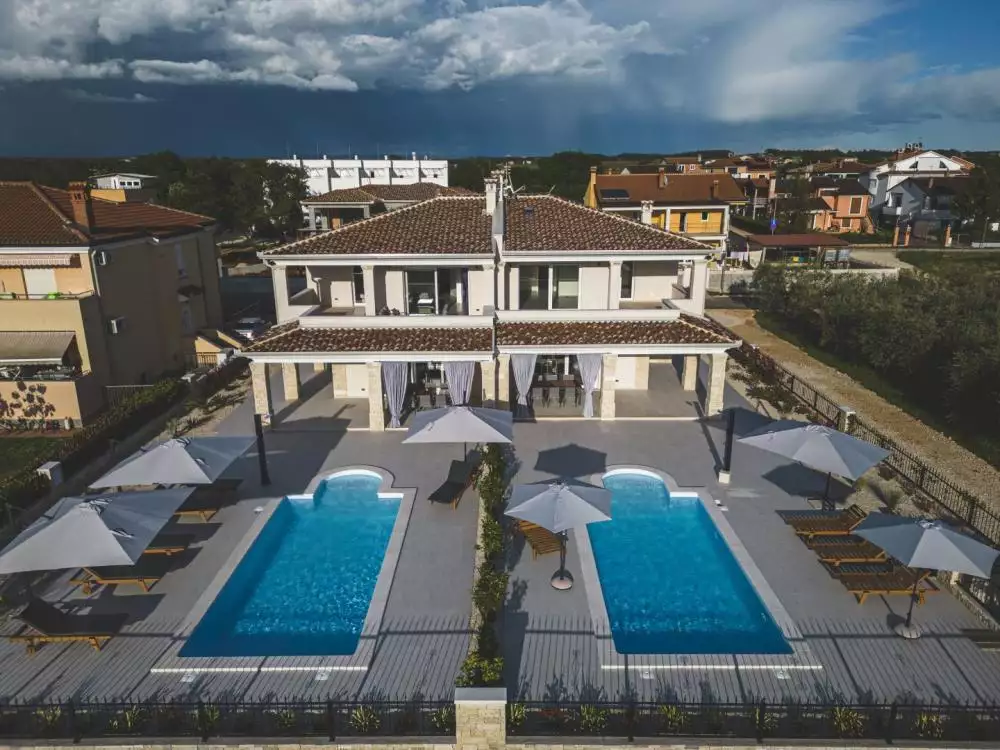 Villa 210m² in Croatia, Umag. Priced at 985000€ rent photo-7