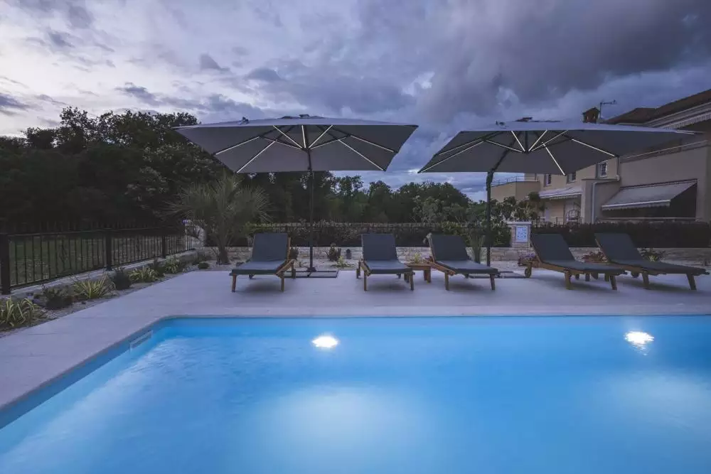 Villa 210m² in Croatia, Umag. Priced at 985000€ rent photo-12