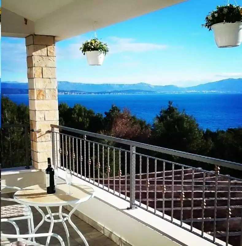 Hotels 429m² in Croatia, Solta. Priced at 885000€ rent photo-2