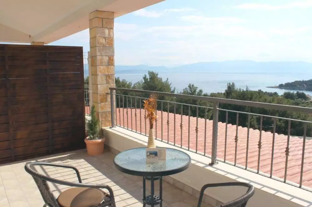 Hotels 429m² in Croatia, Solta. Priced at 885000€ rent photo-5