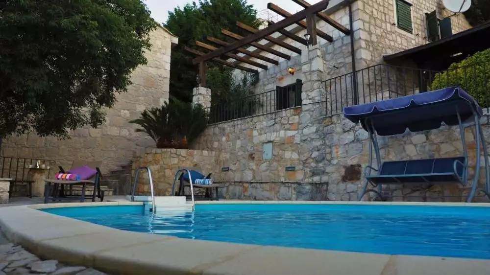 Villa 240m² in Croatia, Klek. Priced at 795000€ rent photo-12